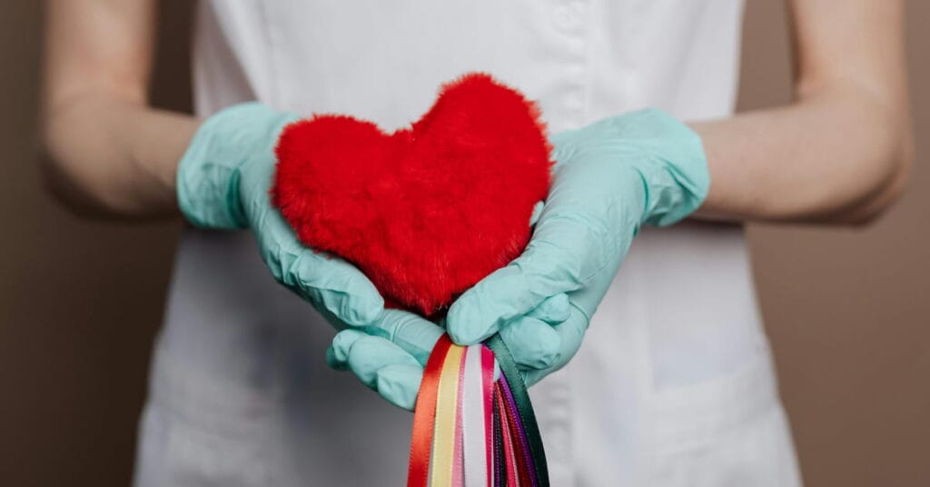 Breathe deeply.It may help you relax; slow, deep breathing may even help lower your blood pressure. Breathe deeply.It may help you relax; slow, deep breathing may even help lower your blood pressure.