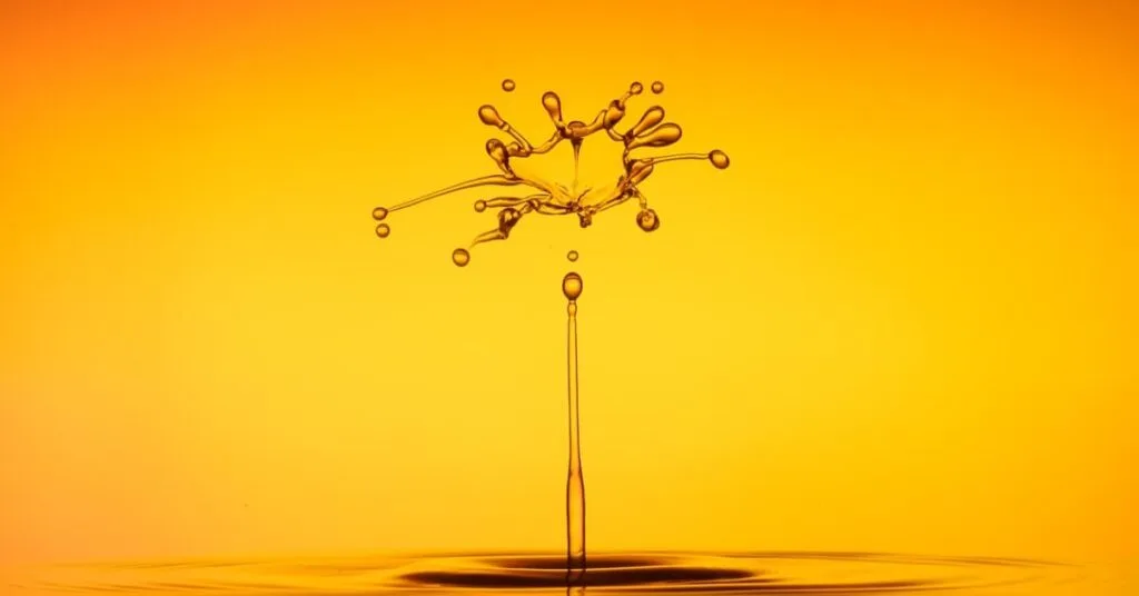 What causes urine colour to change? What causes urine colour to change?