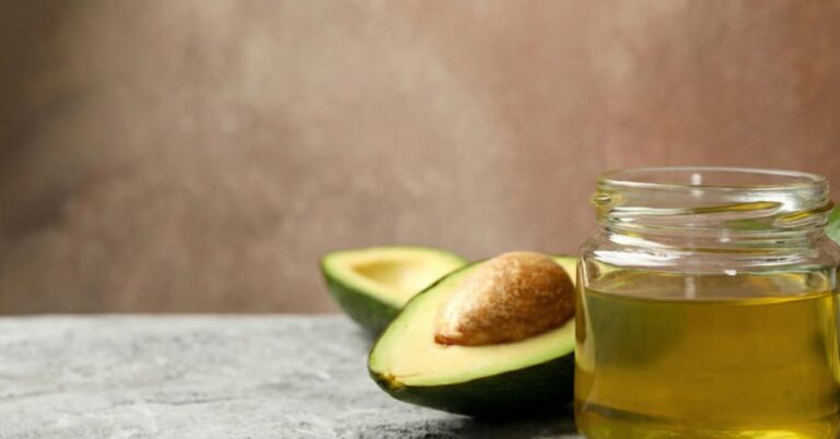 16 Surprising Benefits of Avocado Oil You Probably Didn’t Know