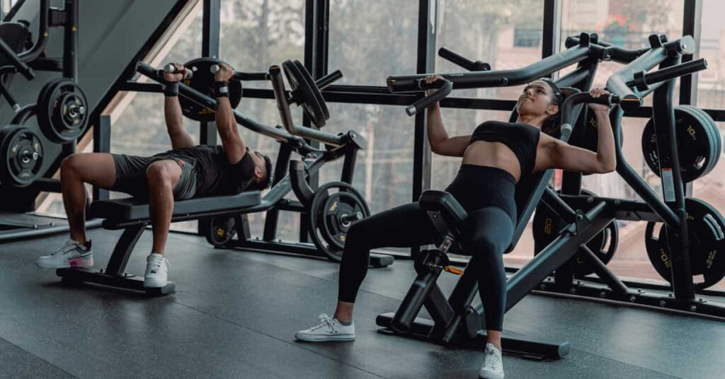 Bench Press Machine (Leverage/Plate-Loaded)