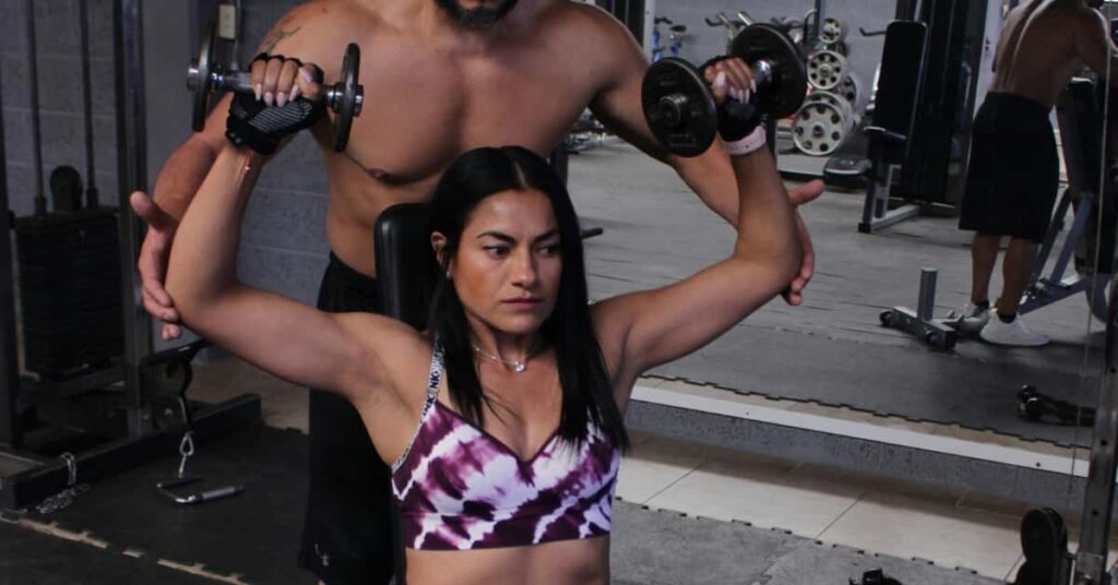 shoulder press target muscles