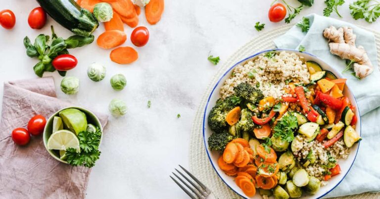 A Deep Dive into Macronutrients and Micronutrients 6 powerful parts to know