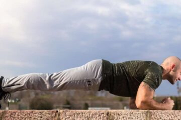 How to do a Plank 10 Explosive Benefits, Simple Alternatives, and Professional Form Tips