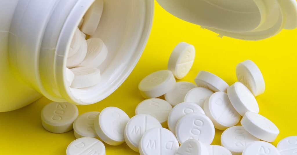 Fe Supplements: Tablets, Vitamins, and Liquids